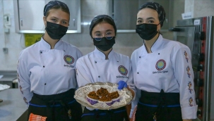 İzmirli öğrenciler şeker içermeyen kek üretti