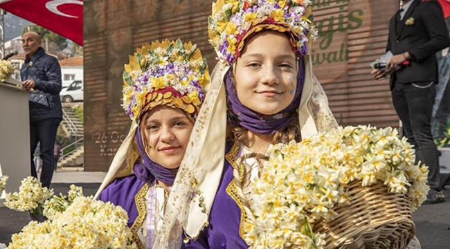 Karaburun "Mis Kokulu Festival"e hazır