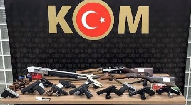 Manisa ve Denizli'de silah kaçakçılarına operasyon; 22 gözaltı