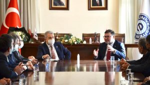 MÜSİAD İzmir'den Rektör Budak'a ziyaret