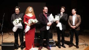 Nazım Hikmet'in 120'nci yaş günü Bodrum'da kutlandı