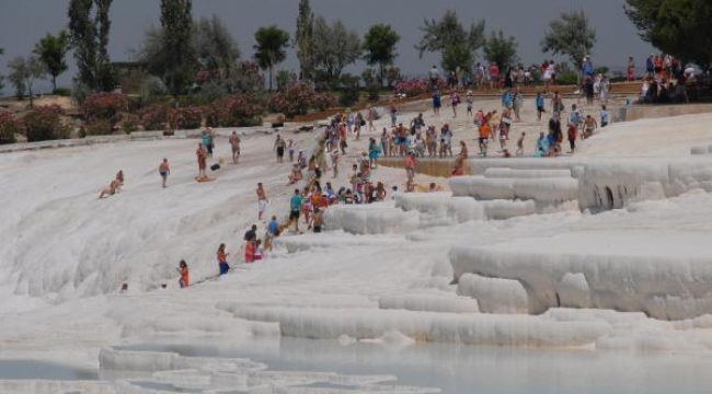 Pamukkale, 2021'de en çok ziyaret edilen yer oldu