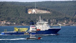 Rus askeri lojistik gemisi, Çanakkale Boğazı'ndan geçti