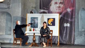 'Sadece Kadın-Asla Yalnız Yürümeyeceksin' Bayraklı'da sahnelenecek