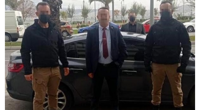 Sahte tuğgeneral ve yüzbaşıya kafede operasyon