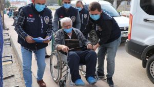 Tekerlekli sandalyeyle getirildi, tutuklandı