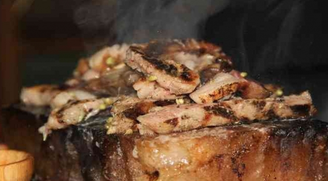 Torbalı'da satılıyor! Bu etin kilosu 16 bin lira