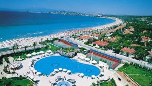 Yarıyıl tatili Ege'de turizmi canlandırdı