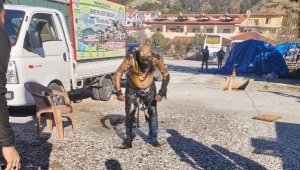 Zabıtaya kızıp kendini yakan kömür satıcısı öldü