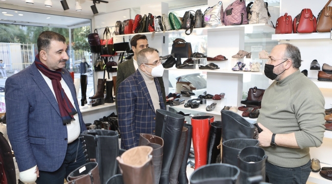 AK Parti İl Başkanı Sürekli, Alsancak'ta esnaf turu yaptı