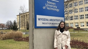 Akademik başarısını İzmir'den Polonya'ya taşıdı