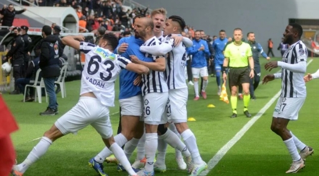 Altay, İzmir'de 5 ay sonra galip