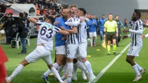 Altay, İzmir'de 5 ay sonra galip