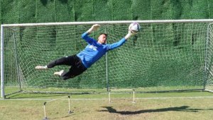 Altaylı kaleci Lis kurtarışta zirvede