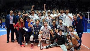 Arkas Spor rövanşı aldı