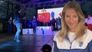 Buz yüzmede Dünya Şampiyonu bir Türk kadını