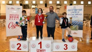 Çiğli'de satranç turnuvası heyecanı