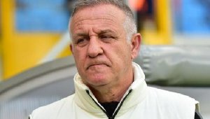 Denizlispor'da Mesut Bakkal'dan çağrı