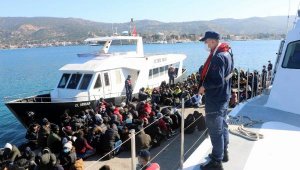 Göçmenler rotasını İtalya'ya çevirdi