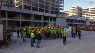 İzmir Şehir Hastanesi işçileri eylemde