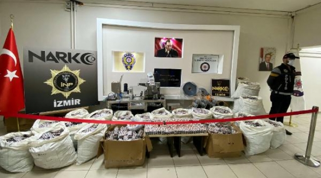 İzmir'de 'sentetik ecza' baskını: 5 tutuklama