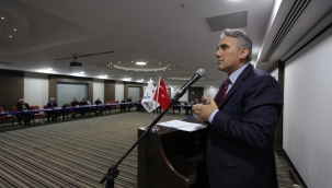 İzmirli mali müşavirler mesleğin geleceğini tartıştı