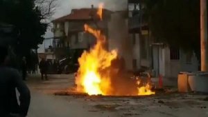 Kanal çalışmasında boru hasar gördü, sızan doğal gaz tutuştu