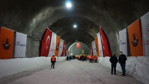 Kazdağları geçişini 35 dakikadan 5 dakikaya indirecek tünel