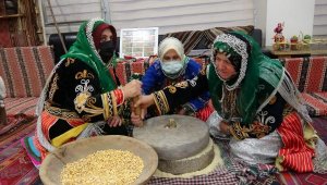 Kültürünü tanıttıkları kırsal mahalleye geri dönüşü sağladılar