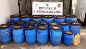 Manisa'da 1,5 ton sahte içki ele geçirildi