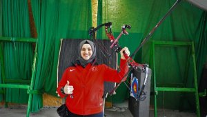 Manisalı okçu 30 yaşından sonra madalyaları topladı