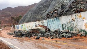 Marmaris'te selin ardından temizlik ve hasar tespiti