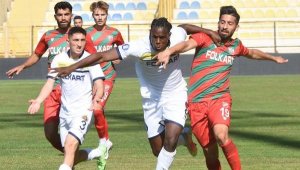 Menemenspor, Balotelli'nin kardeşini yolladı