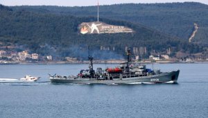 Rus savaş gemisi Epron, Çanakkale Boğazı'ndan geçti