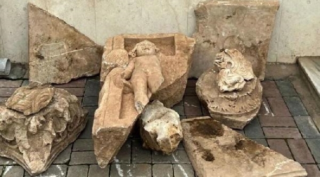 Salihli'de 'Eros bebek' heykeli ele geçirildi