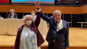 İzmir Kent Konseyi Başkanı Prof. Dr. Adnan Akyarlı oldu