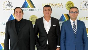 8 milyar sterlin serveti var! Chelsea'yi alacaktı, satış durduruldu