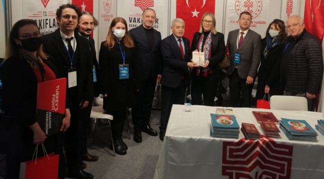 AK Partili Çankırı, Kariyer Fuarı'nda standları ziyaret etti