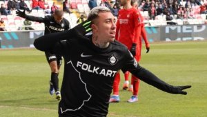 Altay'ın kozu Rodriguez