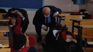 Altında diri fay hattı olan İzmir, İstanbul'dan riskli