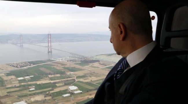 Bakan Karaismailoğlu, 1915 Çanakkale Köprüsü'nü havadan inceledi