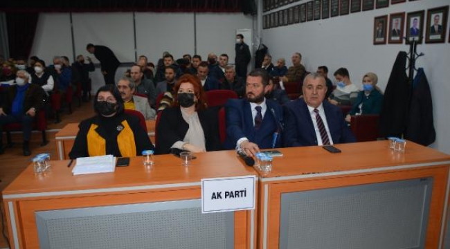 Bandırma Belediye Meclisi'nde 4 kişinin üyeliği düşürüldü