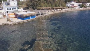 Bodrum'da deniz çekildi, tarihi Kral Yolu ortaya çıktı