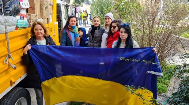 Bodrum'da toplanan yardımlar, Başkonsolosluğa gönderildi