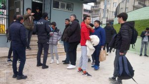 Futbolcular maçta, hırsızlar soyunma odasında