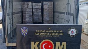 Gıda kolilerinden 'inşaat kumu' çıktı