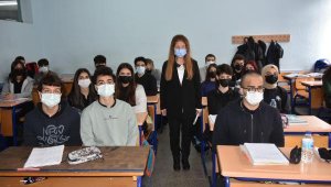 Görme engelli Fatma öğretmenin eğitim aşkı