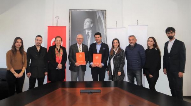 İzmir Ekonomi Üniversitesi öğrencilerine 'staj' imkanı sağlanacak