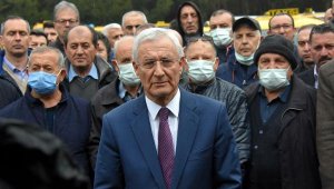 İzmir havaalanında 'taksi ihalesi' tartışması