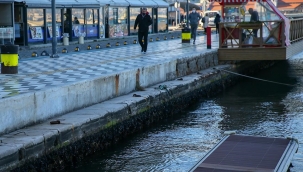 İzmir Körfezi'nde sular 60 cm çekildi